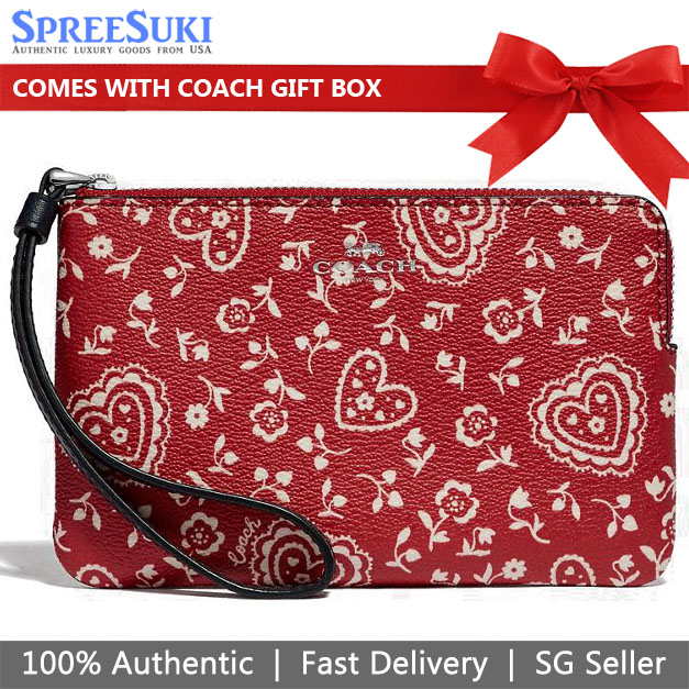 Coach Corner Zip Wristlet With Lace Heart Print Red # F67514