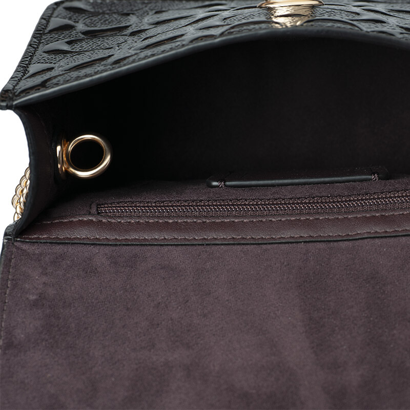 Coach Bowery Crossbody In Signature Leather Black # F31440