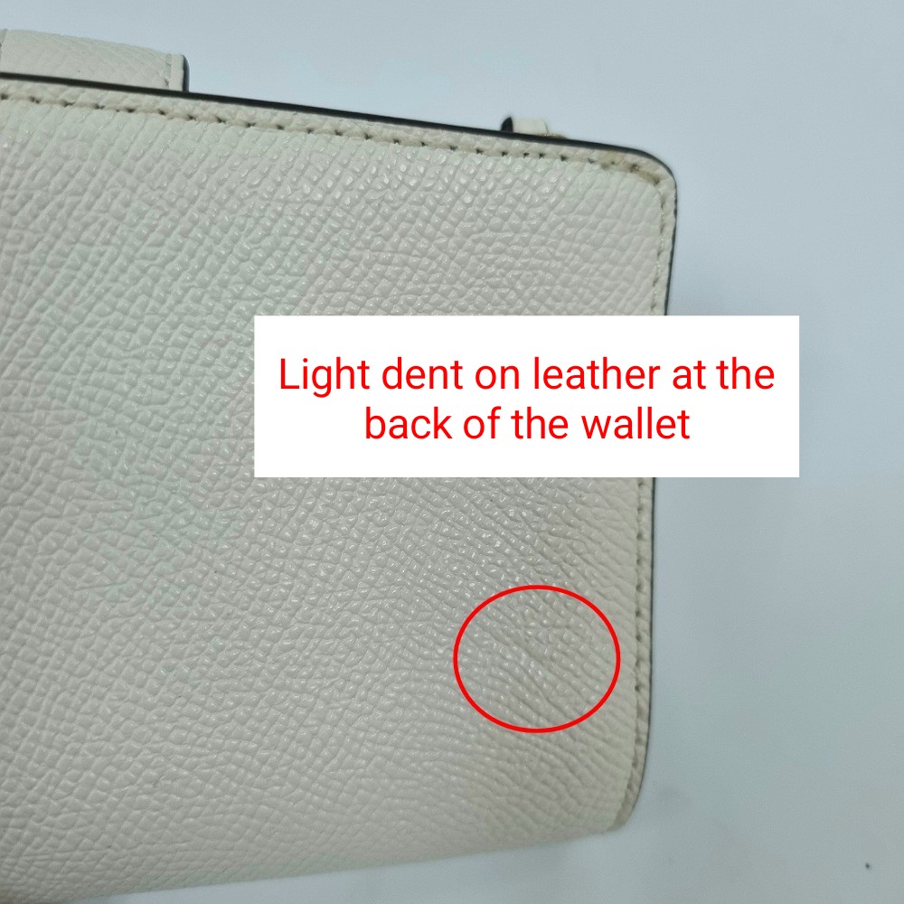 Coach Wallet In Gift Box Medium Corner Zip Wallet In Crossgrain Leather Medium Wallet Chalk White # F11484D3