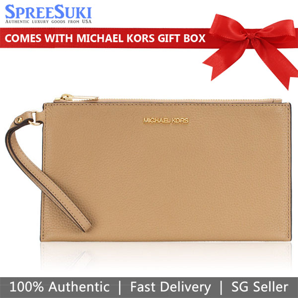 Michael Kors Large Wristlet Jet Set Travel Large Top Zip Wristlet Camel Nudge Beige # 35S4GTVW3L