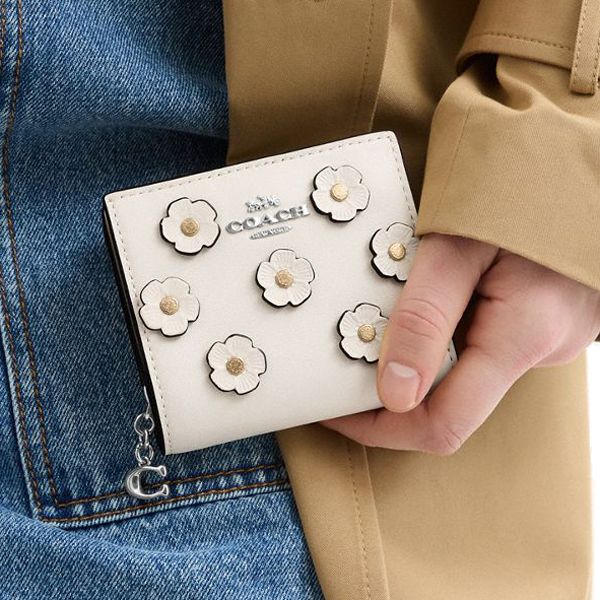 Coach Snap Wallet With Floral Applique Silver Chalk # CAP16