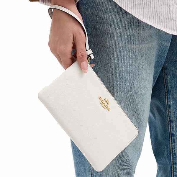 Coach Large Corner Zip Wristlet Chalk # CV395