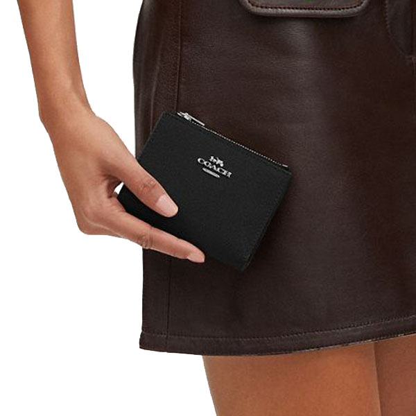Coach Small Wallet Crossgrain Leather Bifold Wallet Silver Black # CR983