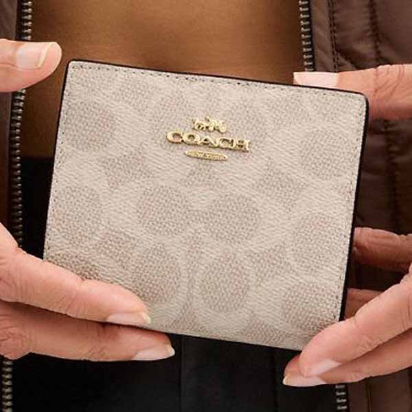 Coach Small Wallet Snap Wallet Signature Canvas Sand Chalk # CW789