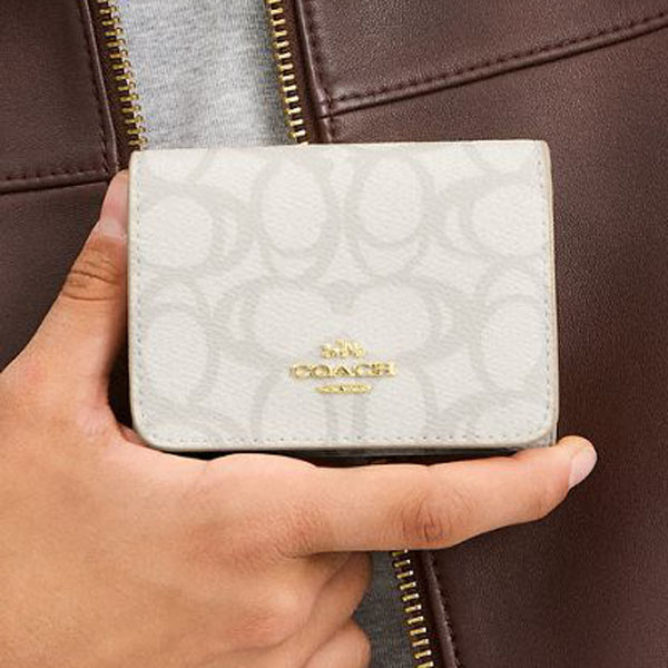 Coach Card Holder Wallet In Sketch Signature Canvas Ivory # CBO80
