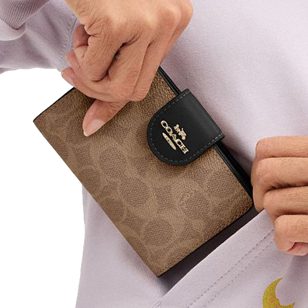 Coach Medium Corner Zip Wallet In Signature Canvas Tan Black # CW786