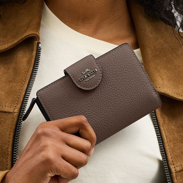 Coach Medium Corner Zip Wallet Qb Dark Stone # CBO41