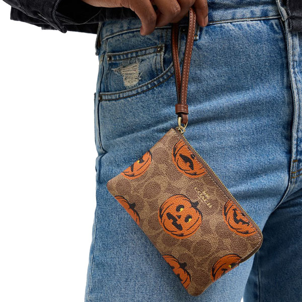 Coach Corner Zip Wristlet In Signature Canvas With Halloween Print Tan Multi Light Brown # CCL20