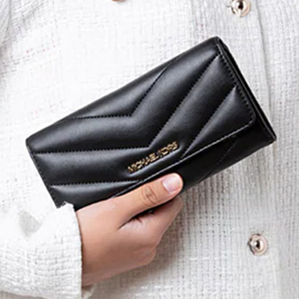 Michael Kors Jet Set Travenuel Large Quilted Tri-Fold Wallet Black # 35R4GTVF9V