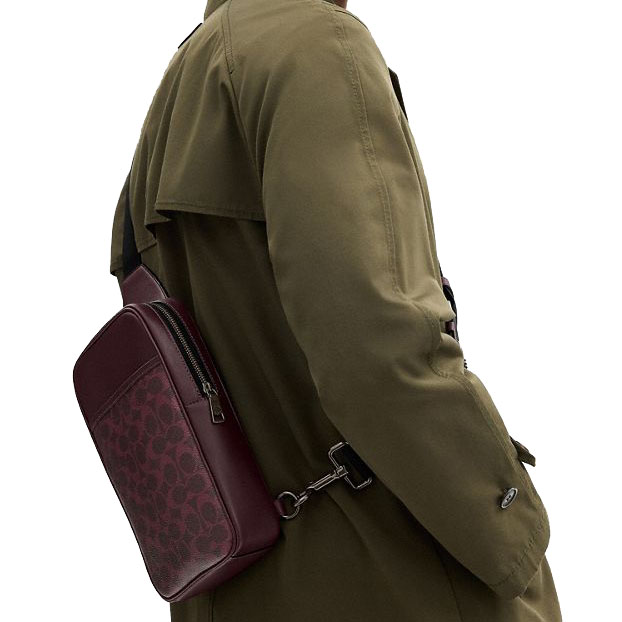 Coach Turner Pack In Signature Canvas Black Currant Dark purple # CCQ51