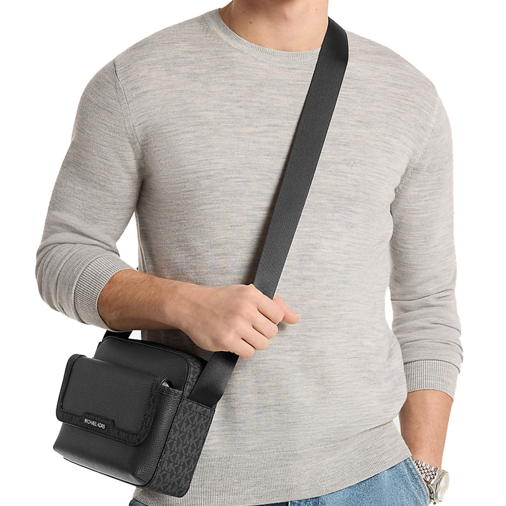 Michael Kors Cooper Medium Pebbled Leather And Signature Logo Camera Crossbody Bag Black # 37R6LCOM1L