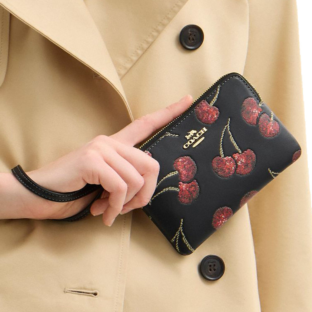 Coach Small Wristlet Pouch Wallet Corner Zip Wristlet With Cherry Print Black Multi # CDF05