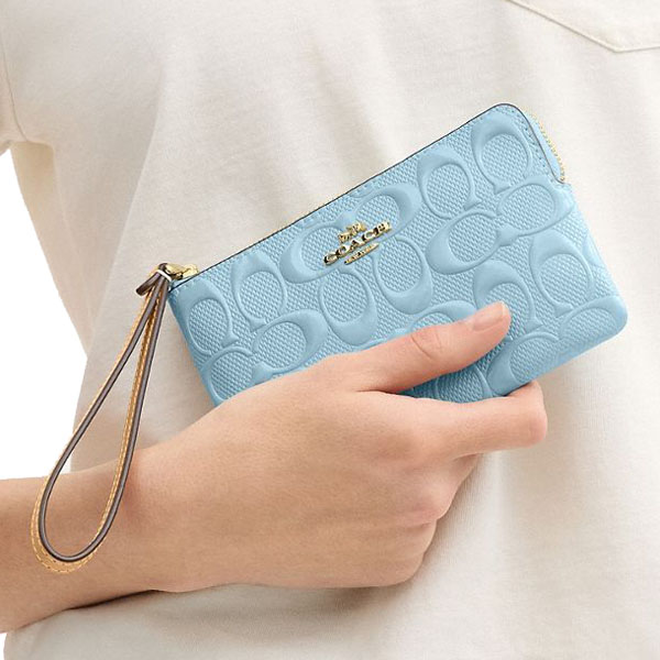 Coach Corner Zip Wristlet In Signature Leather With Charm Light Blue Light blue # CEX36