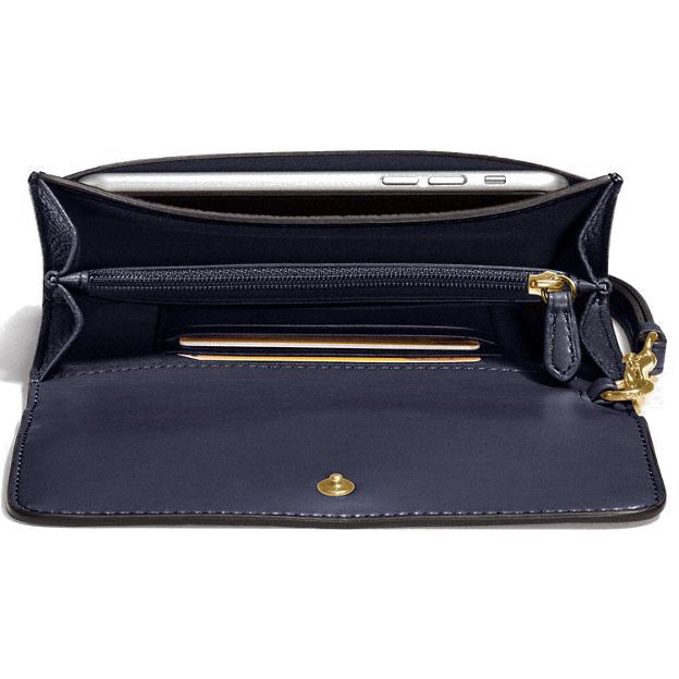 Coach Phone Clutch In Polished Pebble Leather Gold / Navy Blue # 16115B