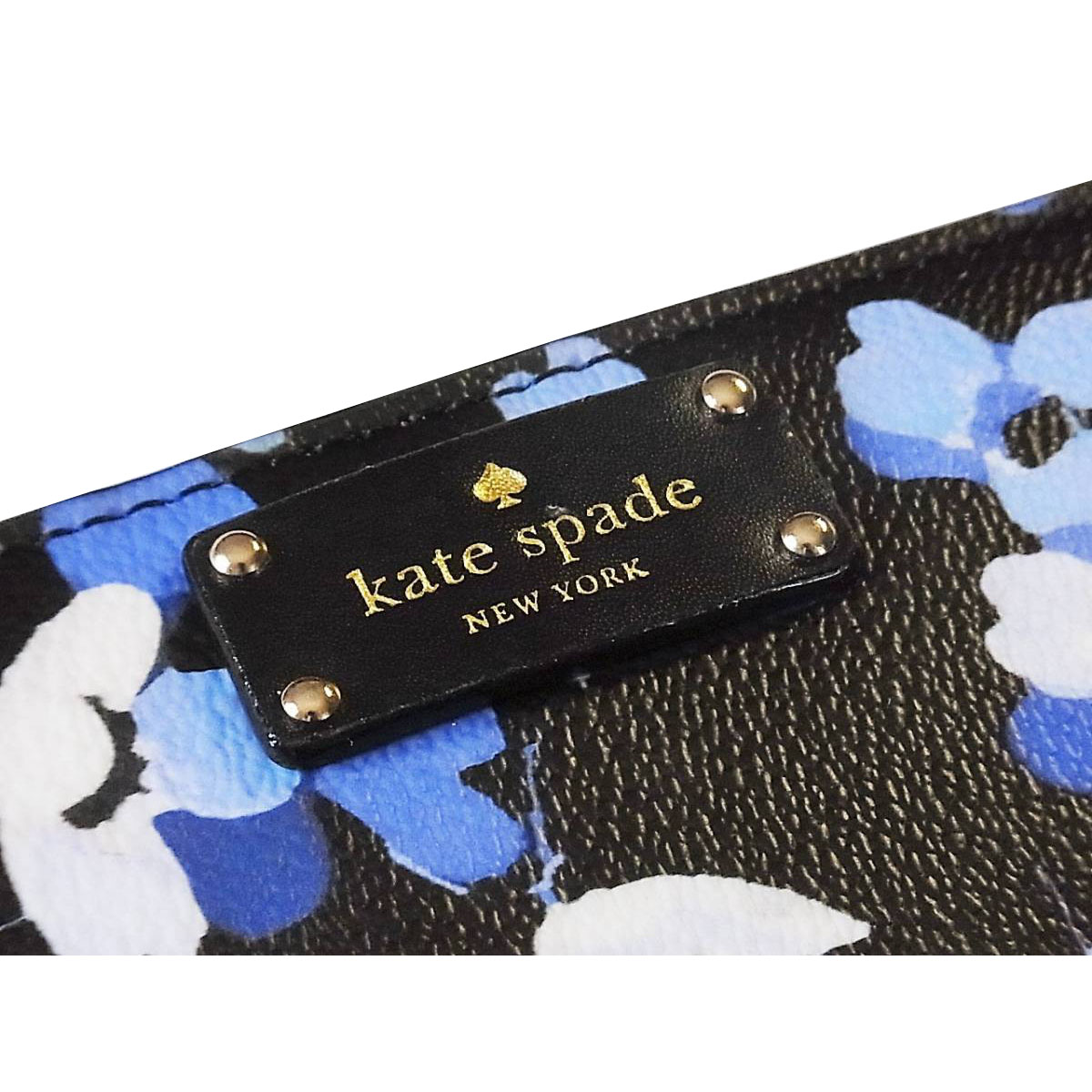 Kate Spade Grove Street Printed Stacy Wallet Black / Blue Flowers # WLRU3006
